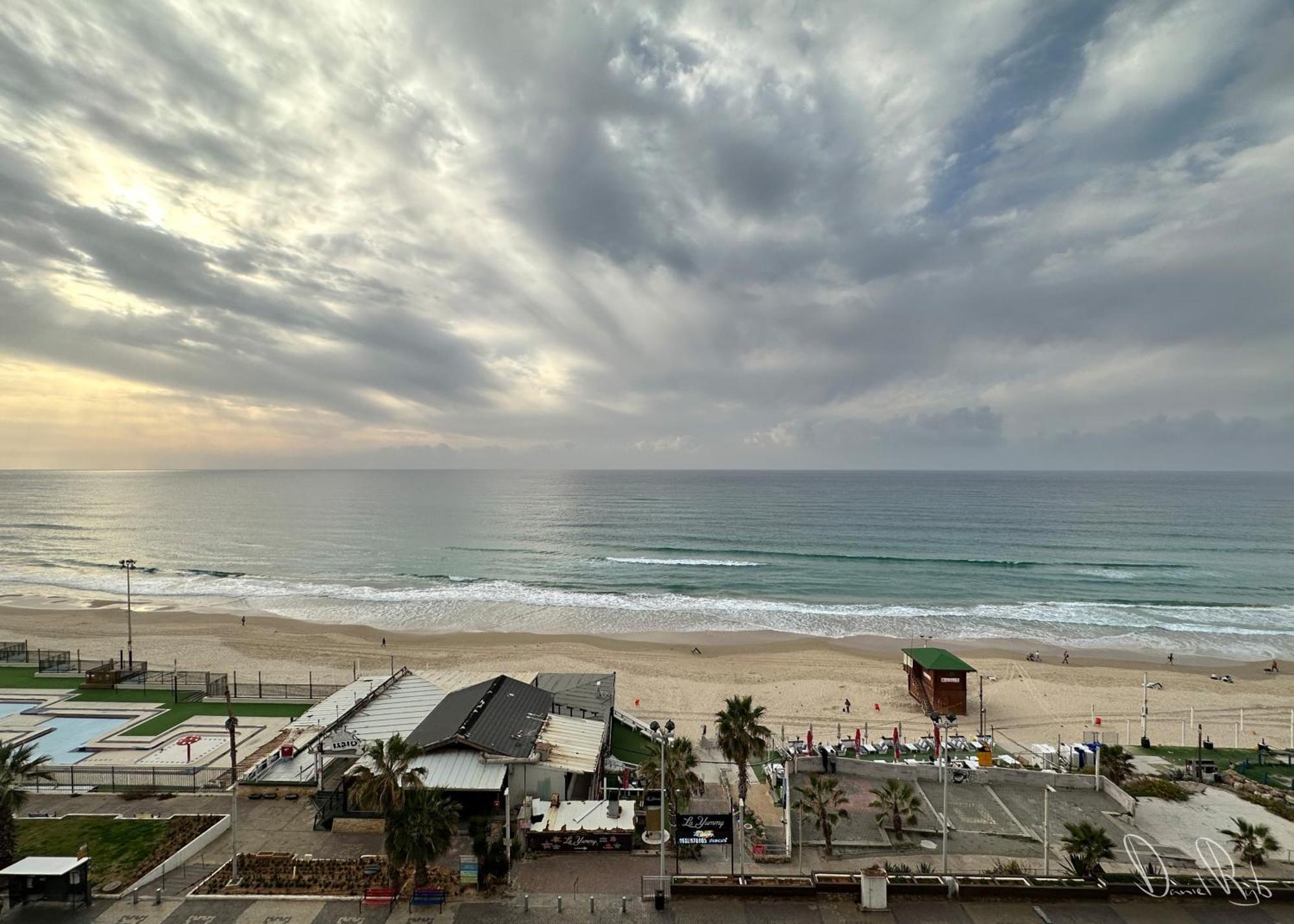 Roxon Sea Sand Bat Yam Exterior photo